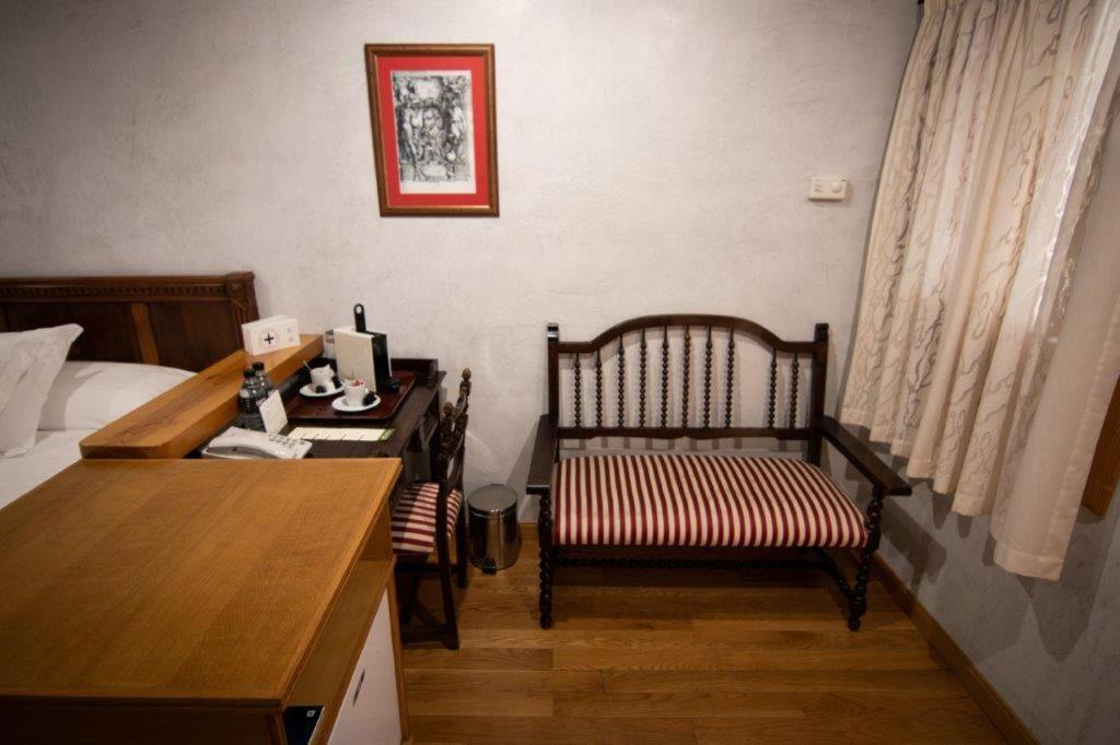 Hospedium Hotel Rural Abadia De Yuste กัวกอสเตยุสเต ภายนอก รูปภาพ