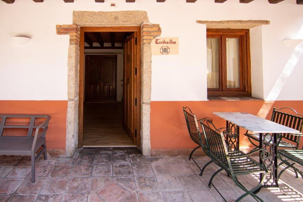 Hospedium Hotel Rural Abadia De Yuste กัวกอสเตยุสเต ภายนอก รูปภาพ