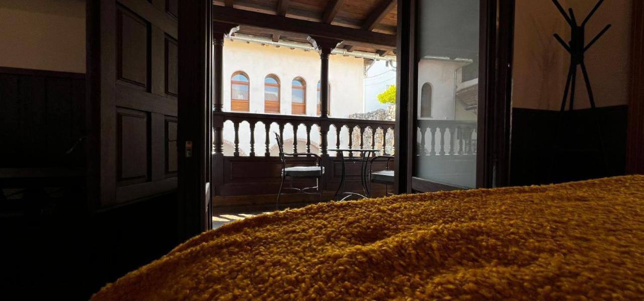 Hospedium Hotel Rural Abadia De Yuste กัวกอสเตยุสเต ภายนอก รูปภาพ