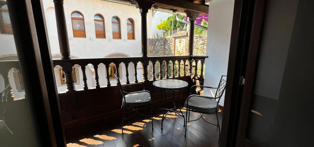 Hospedium Hotel Rural Abadia De Yuste กัวกอสเตยุสเต ภายนอก รูปภาพ
