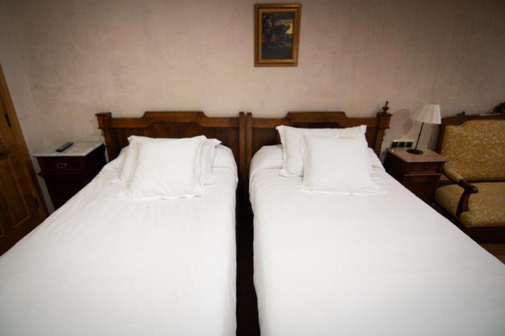 Hospedium Hotel Rural Abadia De Yuste กัวกอสเตยุสเต ภายนอก รูปภาพ