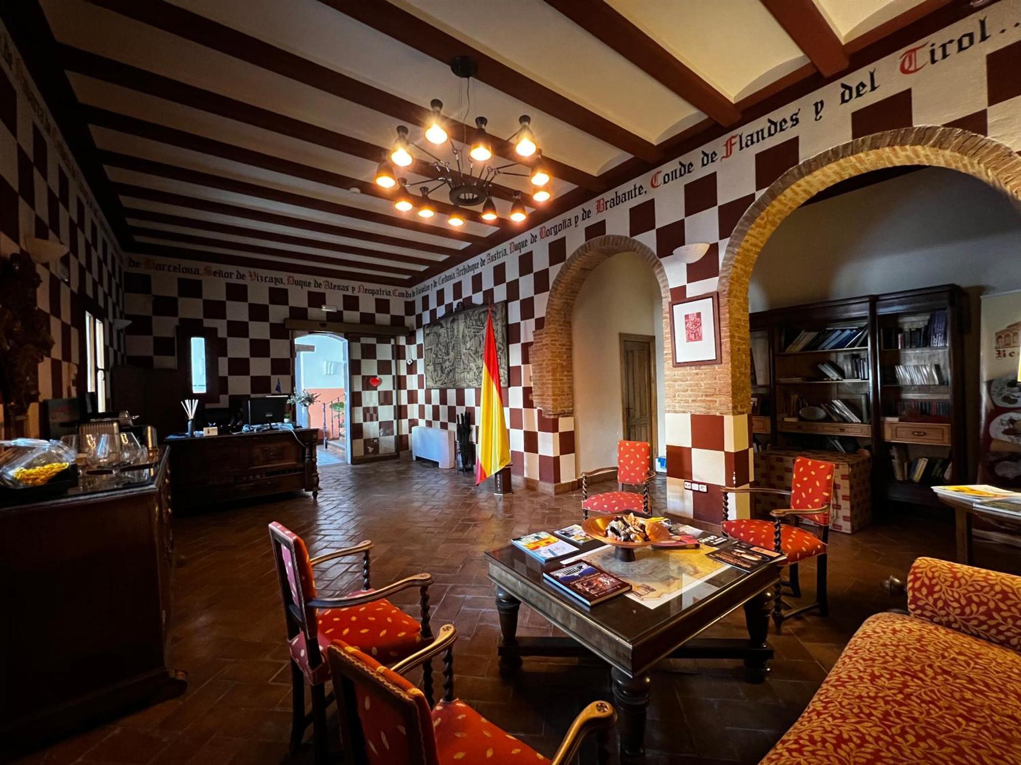 Hospedium Hotel Rural Abadia De Yuste กัวกอสเตยุสเต ภายนอก รูปภาพ